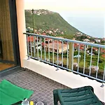 The Rose House Arco da Calheta (Madeira)