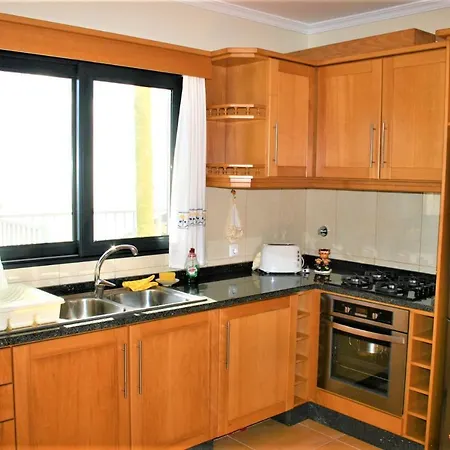 The Rose House Feriehus Arco da Calheta (Madeira)